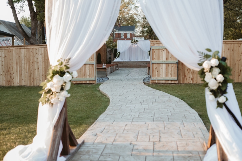 Entrance to Pam\'s Meadow
