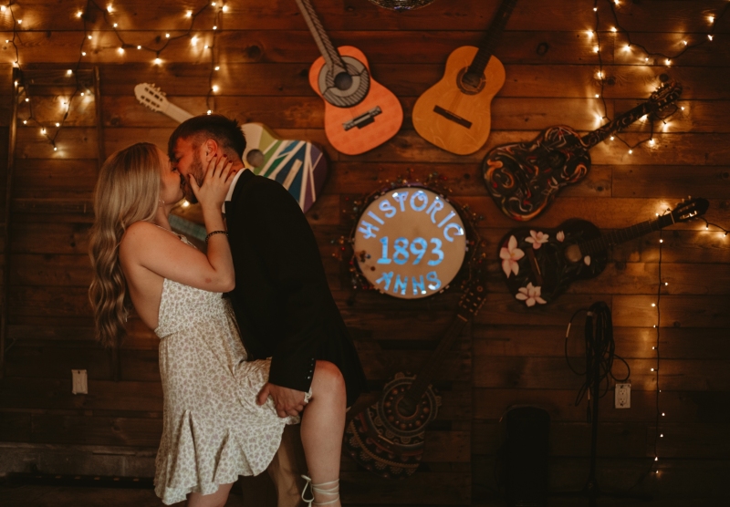Outdoor Reception and Dancing
